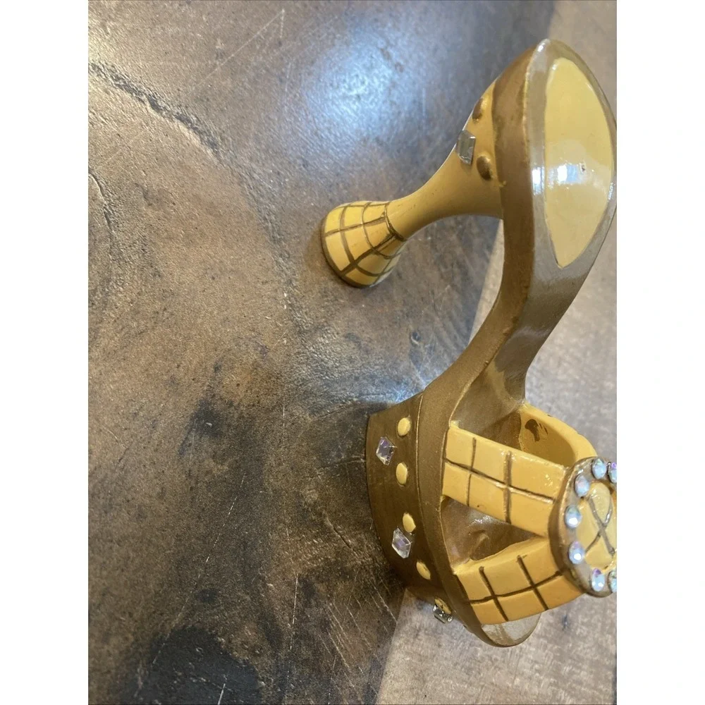Embellished High Heel Platform Shoe Jewelry‎ Box Gold Metallic
